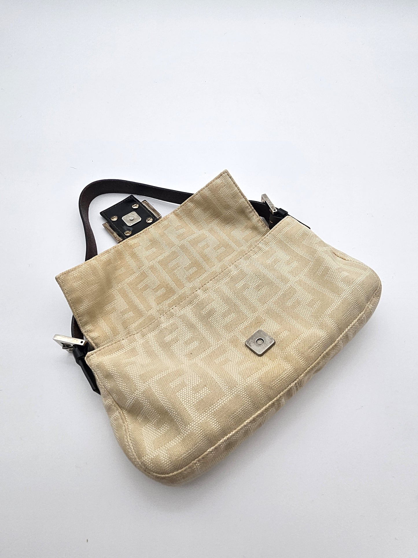 FENDI Baguette Shoulder Bag